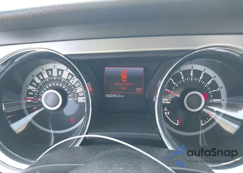 2013 Ford Mustang V6 Premium from USA, damaged, VIN 1ZVBP8AM1D5269795